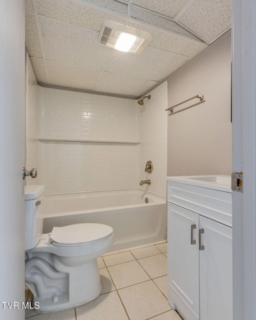 Photo #25: 411 Skyland Drive