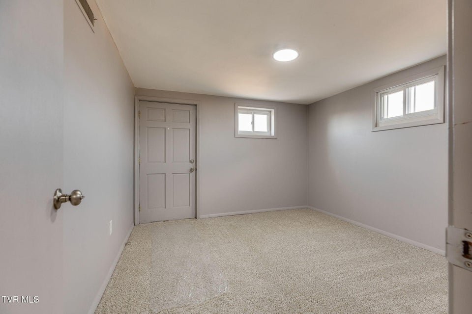 Photo #26: 411 Skyland Drive