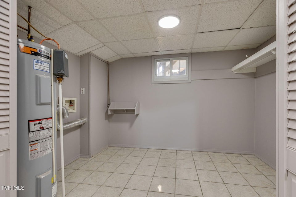 Photo #29: 411 Skyland Drive