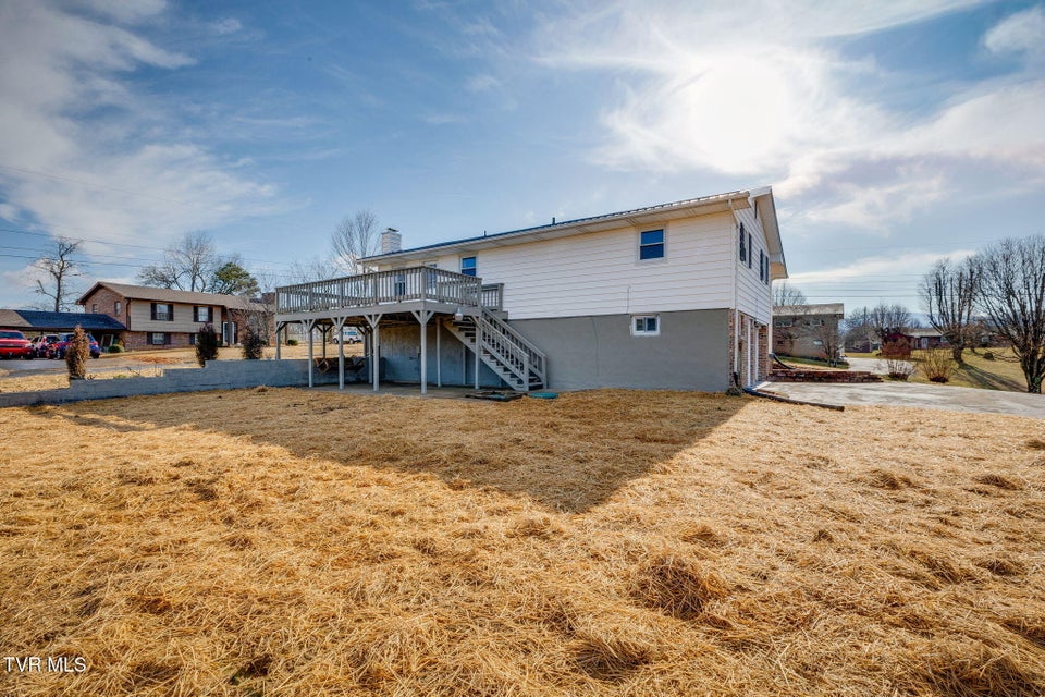 Photo #33: 411 Skyland Drive