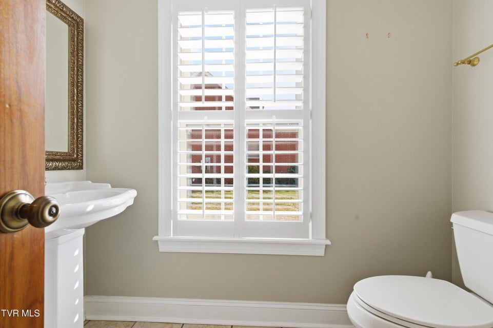 Photo #14: 117 Canterbury Place