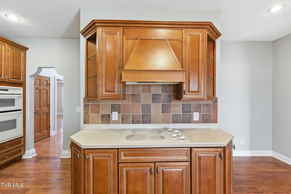 Photo #20: 117 Canterbury Place