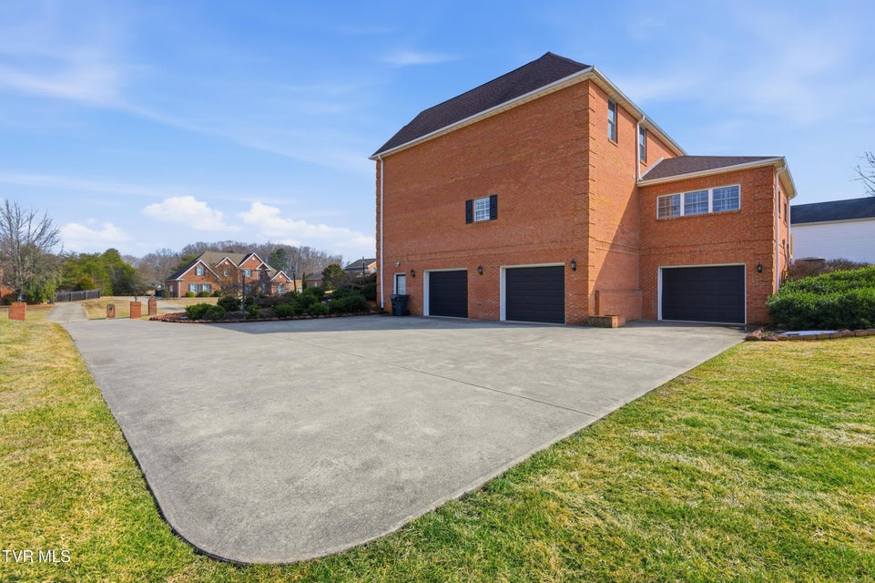 Photo #48: 117 Canterbury Place