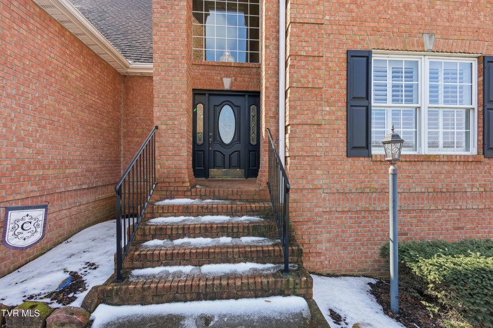 Photo #7: 117 Canterbury Place