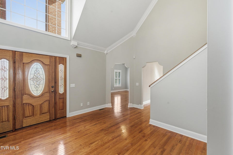 Photo #9: 117 Canterbury Place