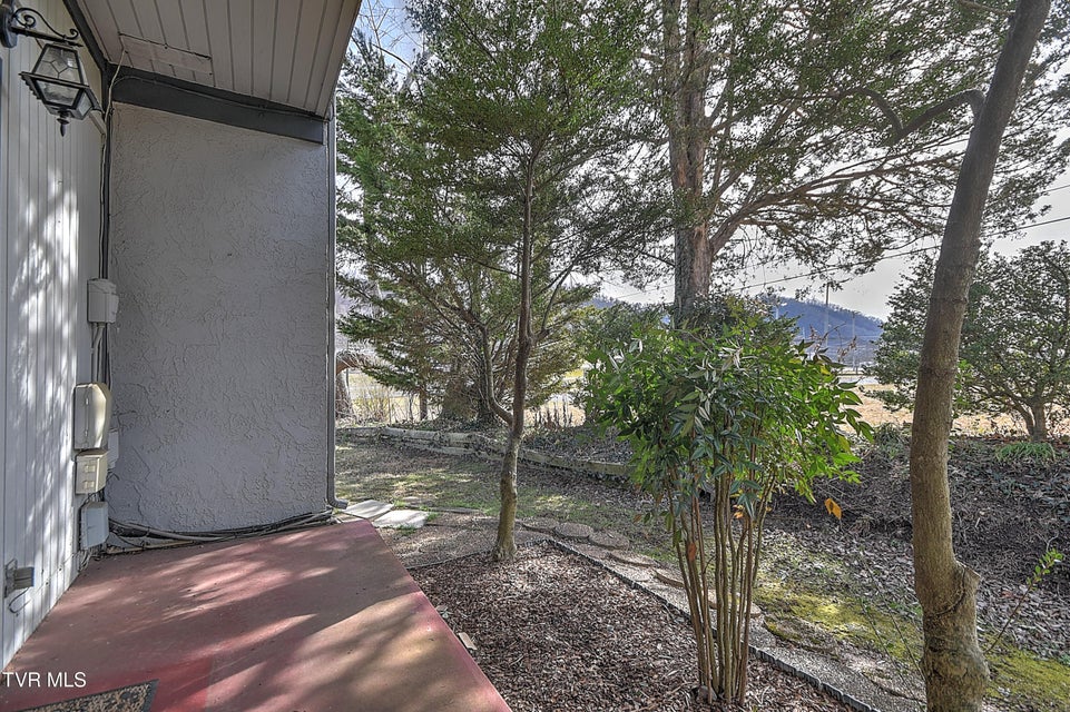 Photo #3: 2420 Volunteer Parkway