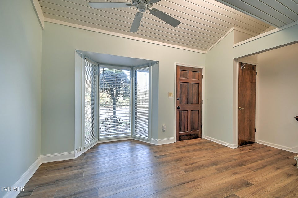 Photo #9: 2420 Volunteer Parkway