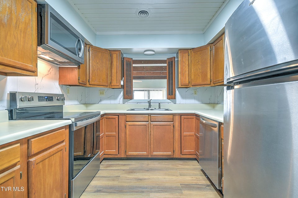 Photo #11: 2420 Volunteer Parkway