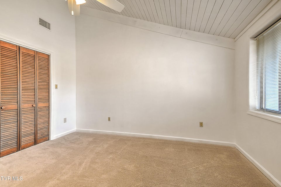 Photo #26: 2420 Volunteer Parkway