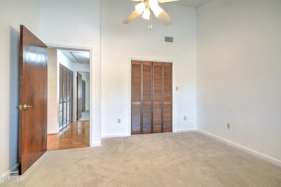 Photo #27: 2420 Volunteer Parkway