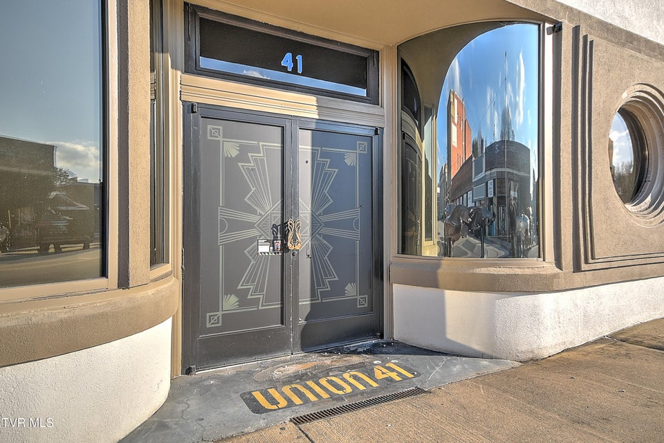 Photo #11: 171 Piedmont Avenue