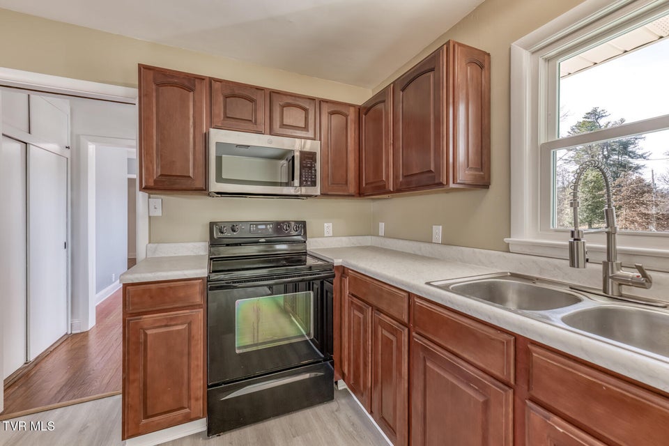 Photo #14: 1140 Foxcroft Road