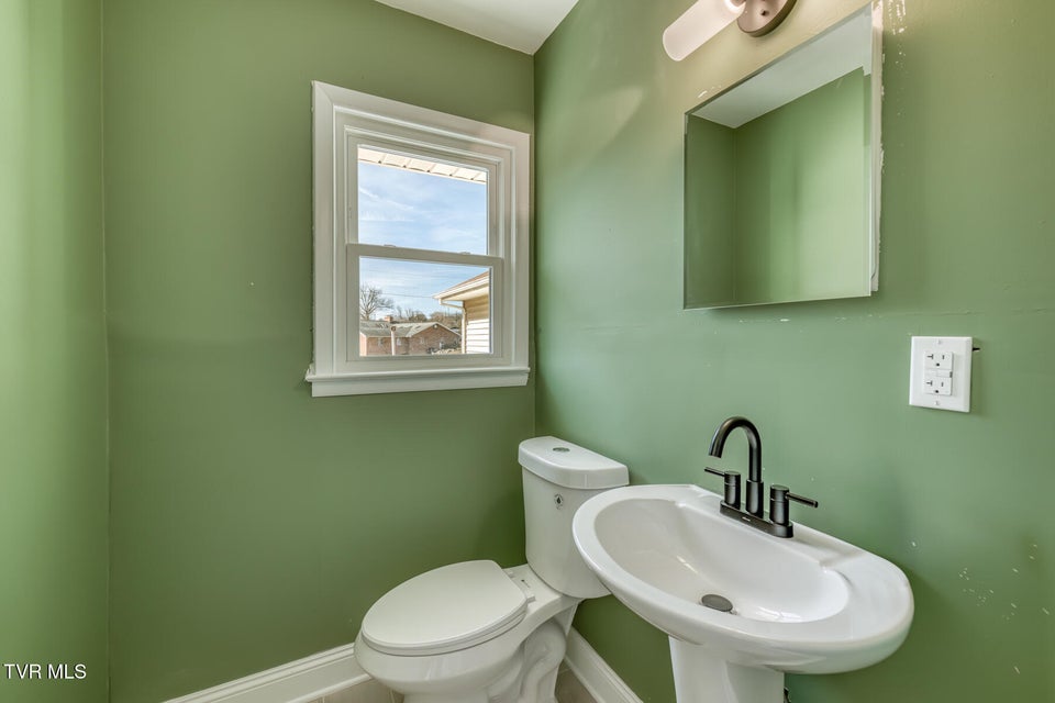 Photo #21: 1140 Foxcroft Road