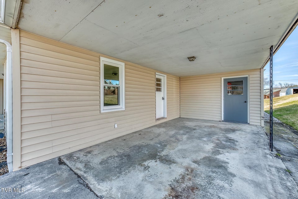 Photo #47: 1140 Foxcroft Road