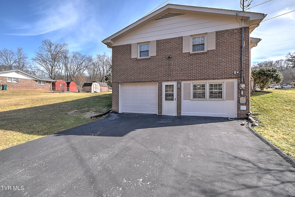 Photo #36: 110 Quillen Drive