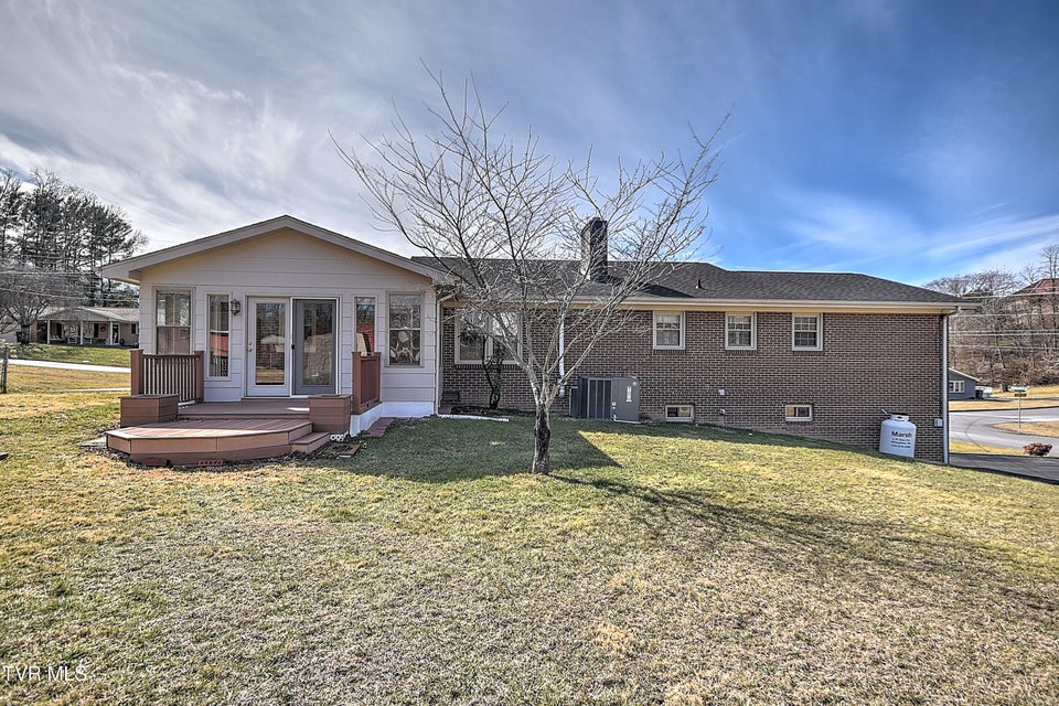 Photo #32: 110 Quillen Drive