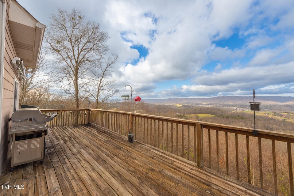 Photo #20: 512 Wood View Court