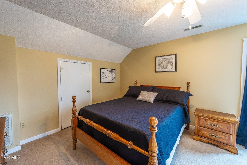 Photo #47: 512 Wood View Court