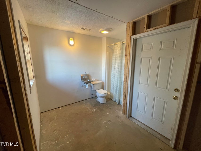 Photo #53: 512 Wood View Court