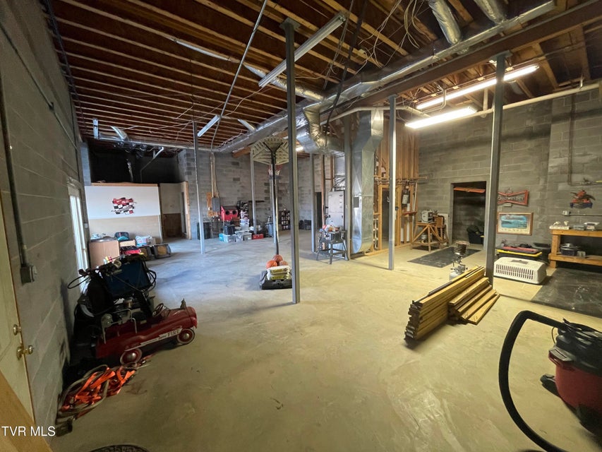 Photo #57: 512 Wood View Court