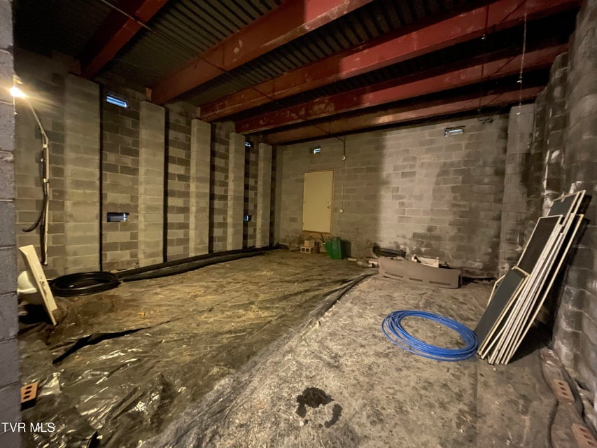 Photo #59: 512 Wood View Court