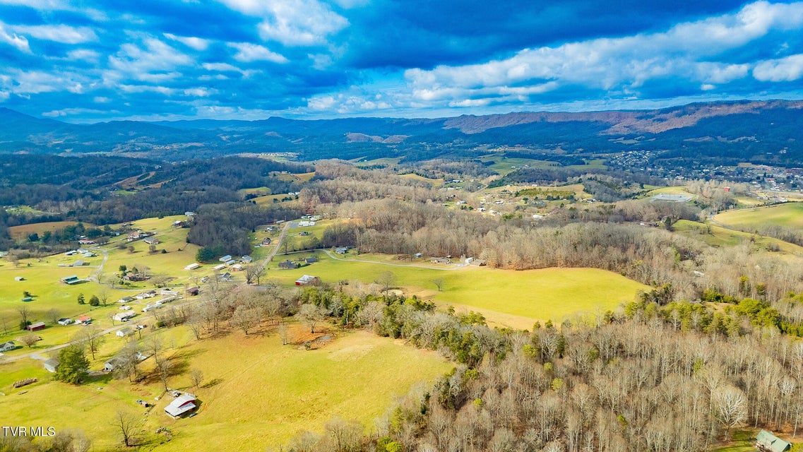 Photo #65: 512 Wood View Court