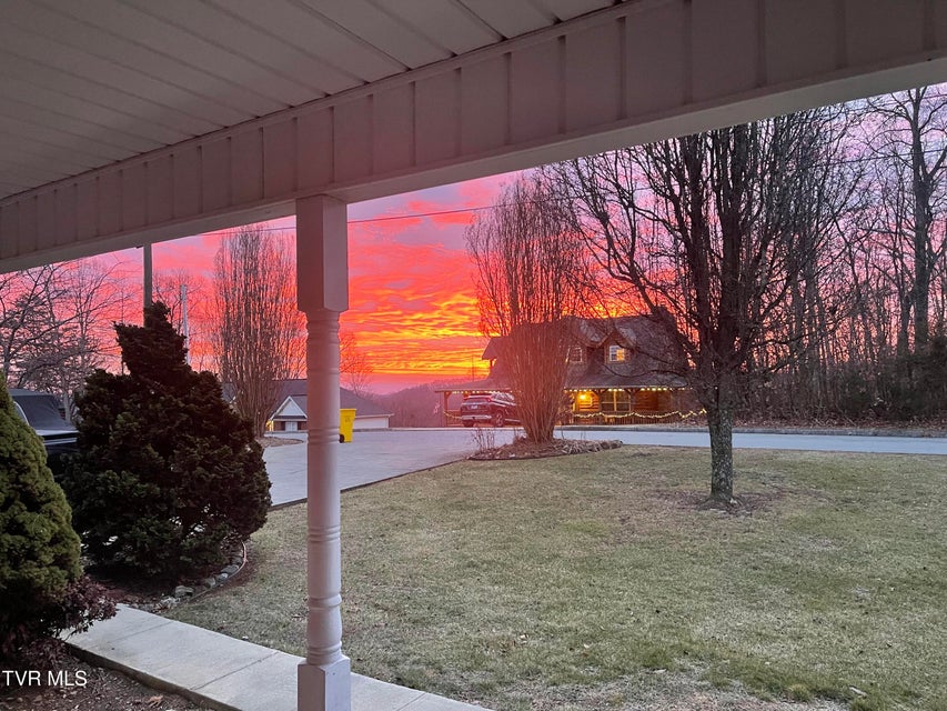 Photo #85: 512 Wood View Court