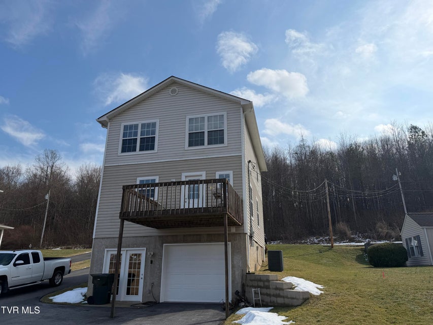 Photo #4: 127 Cloverdale Lane