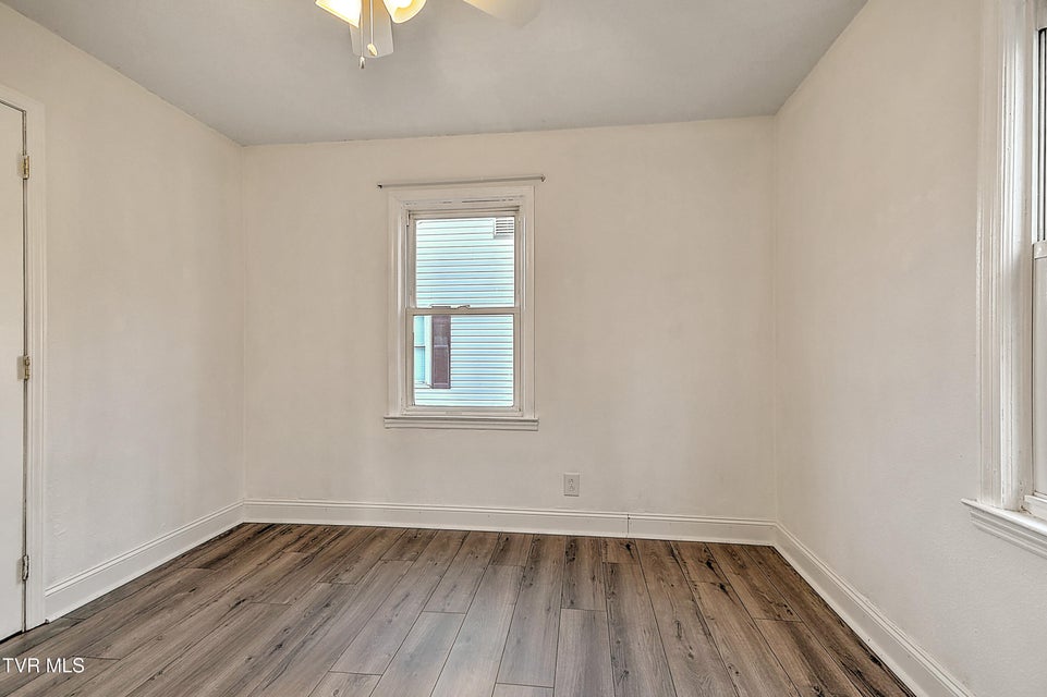 Photo #11: 1332 Garden Drive