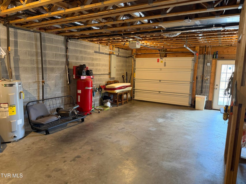 Photo #31: 127 Cloverdale Lane