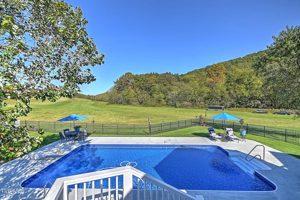 Photo #73: 1112 Wiembley Drive