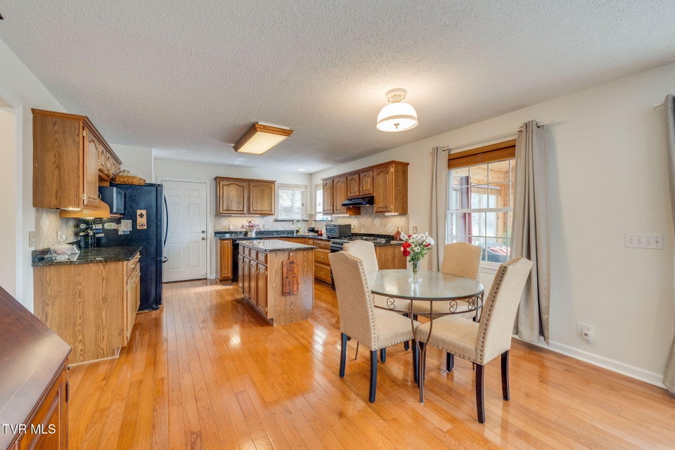 Photo #13: 701 Dewberry Circle