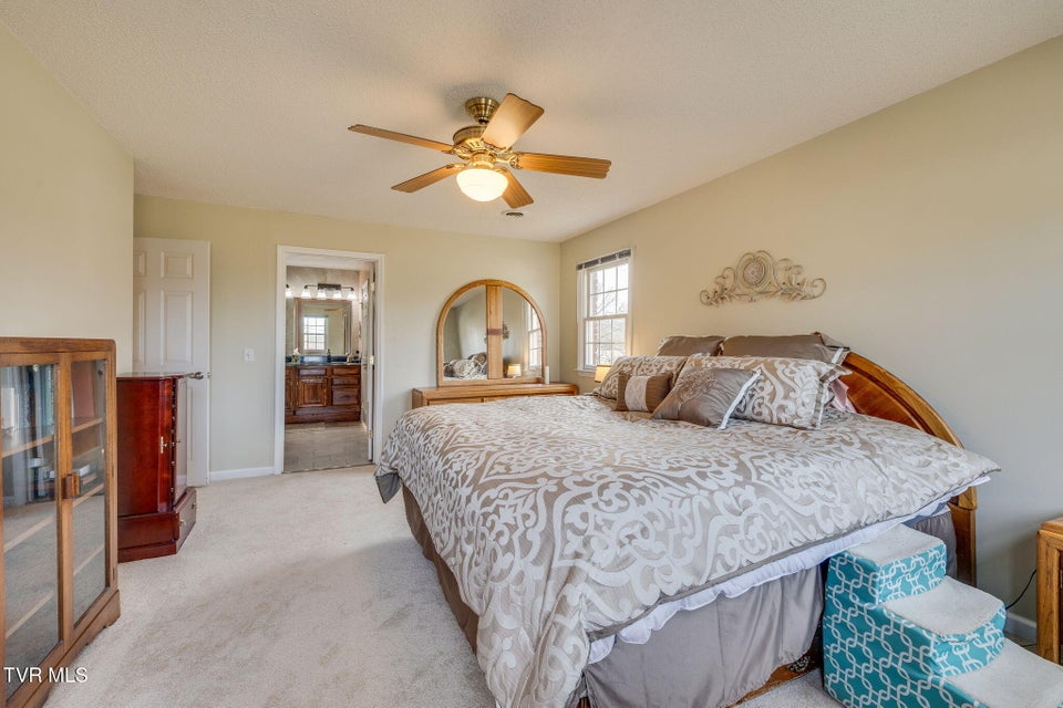 Photo #24: 701 Dewberry Circle