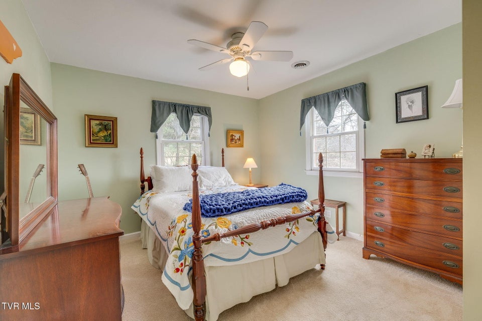 Photo #27: 701 Dewberry Circle