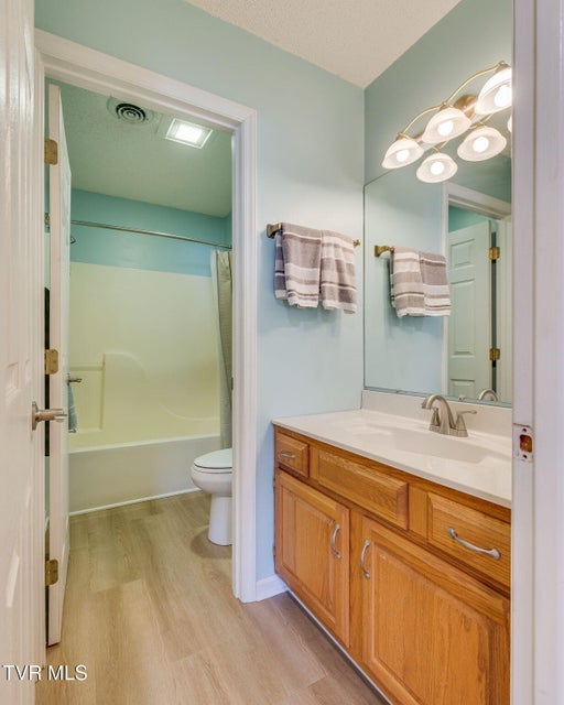 Photo #29: 701 Dewberry Circle