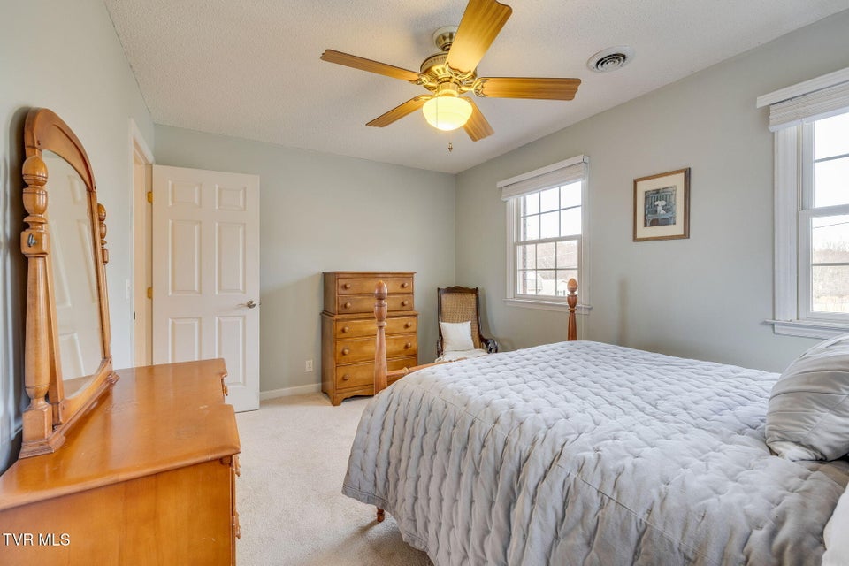 Photo #31: 701 Dewberry Circle