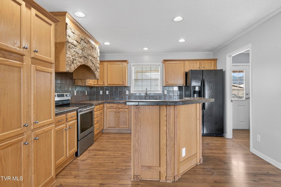 Photo #17: 32383 Raccoon Trail