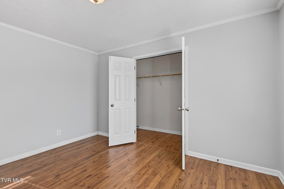 Photo #33: 32383 Raccoon Trail