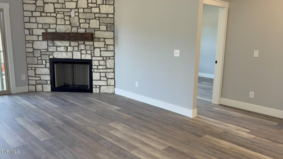 Photo #5: 380 Monroe Drive