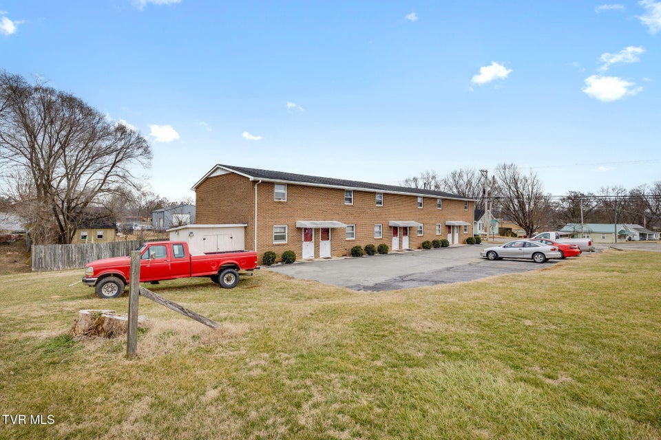 Photo #2: 2008 Bloomingdale Road