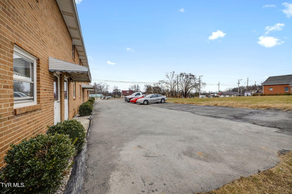 Photo #3: 2008 Bloomingdale Road