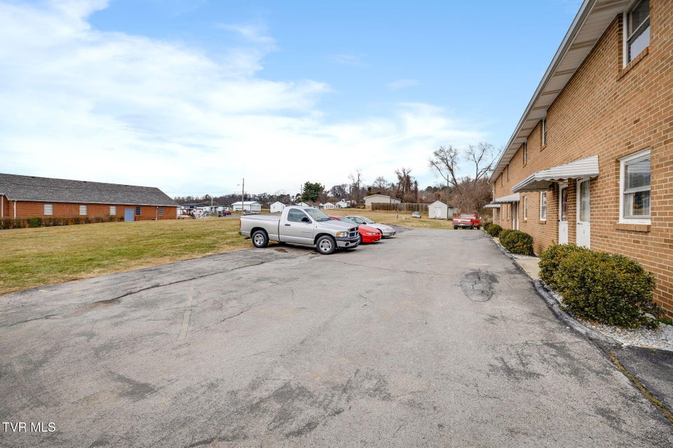 Photo #4: 2008 Bloomingdale Road