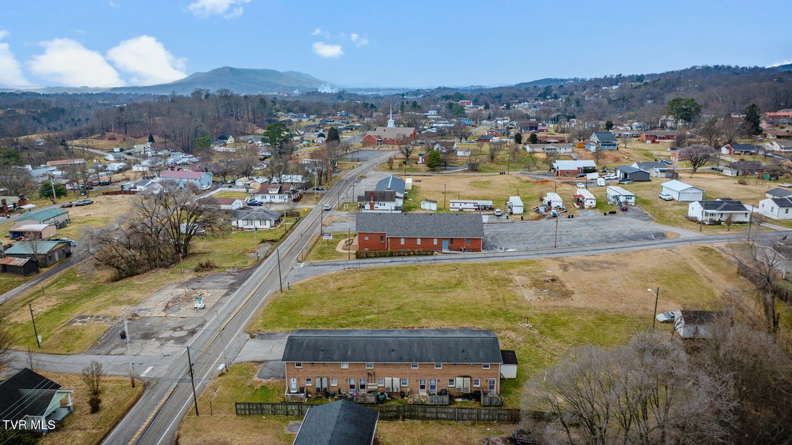 Photo #17: 2008 Bloomingdale Road