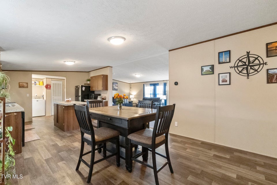 Photo #17: 3620 Sunnydale Road