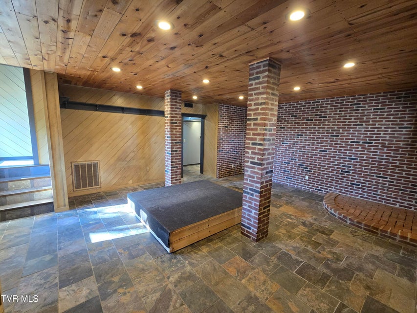 Photo #12: 324 Upland Way