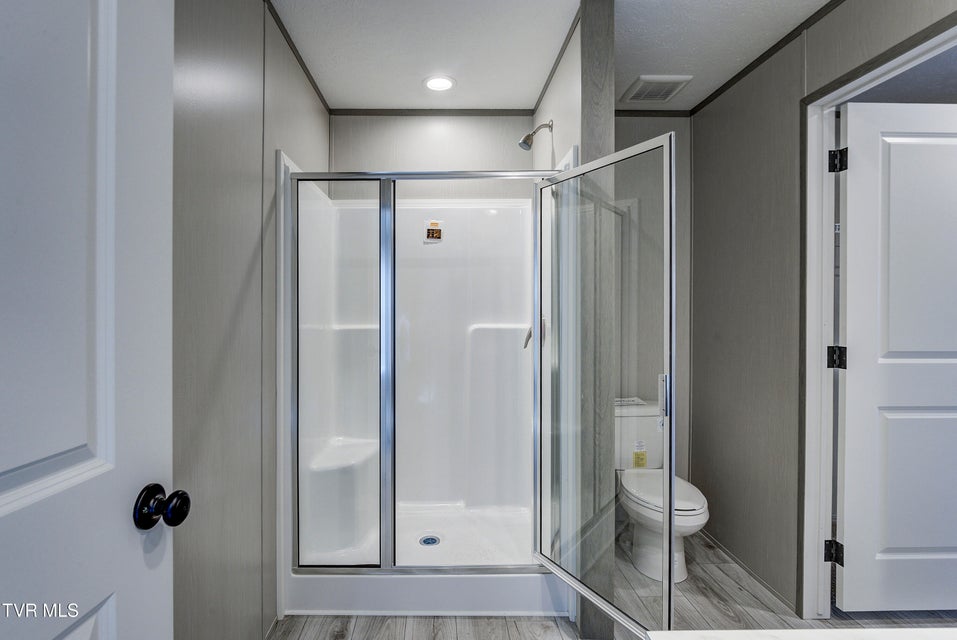 Photo #22: 200 Florida Avenue