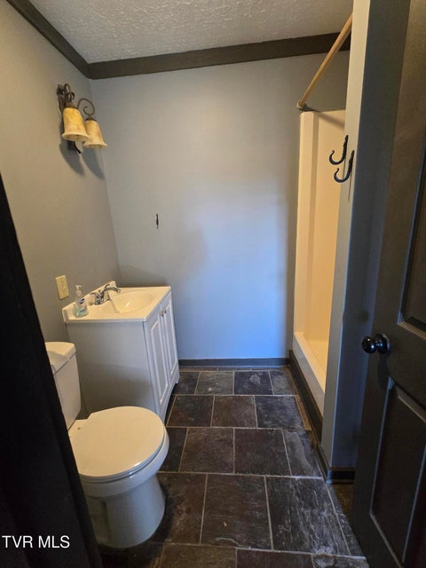 Photo #18: 324 Upland Way