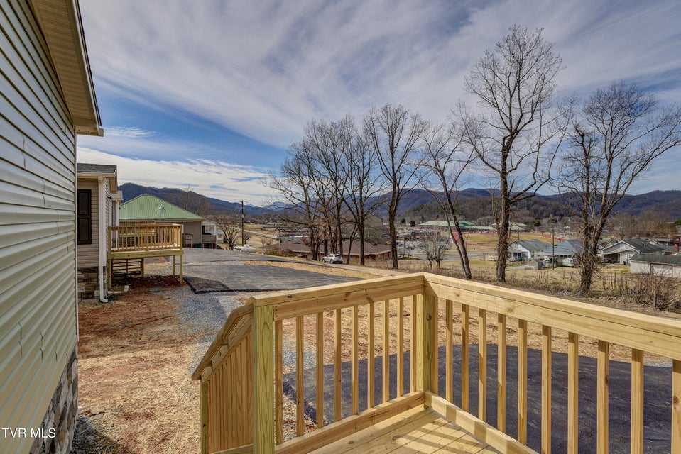 Photo #25: 200 Florida Avenue