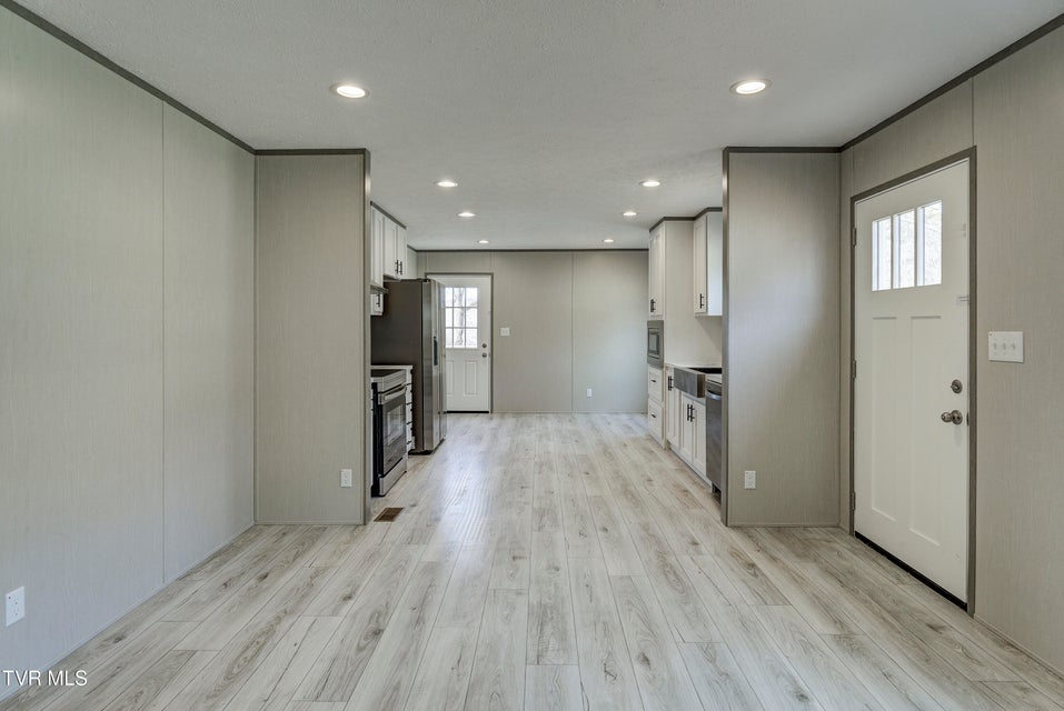 Photo #13: 202 Florida Avenue