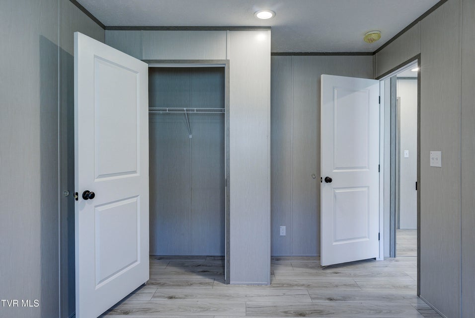 Photo #18: 202 Florida Avenue